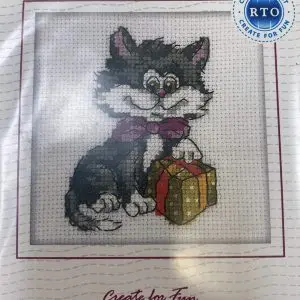 RTO X Stitch - Kitty with Present