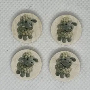 Buttons Round White Sheep 14-15mm